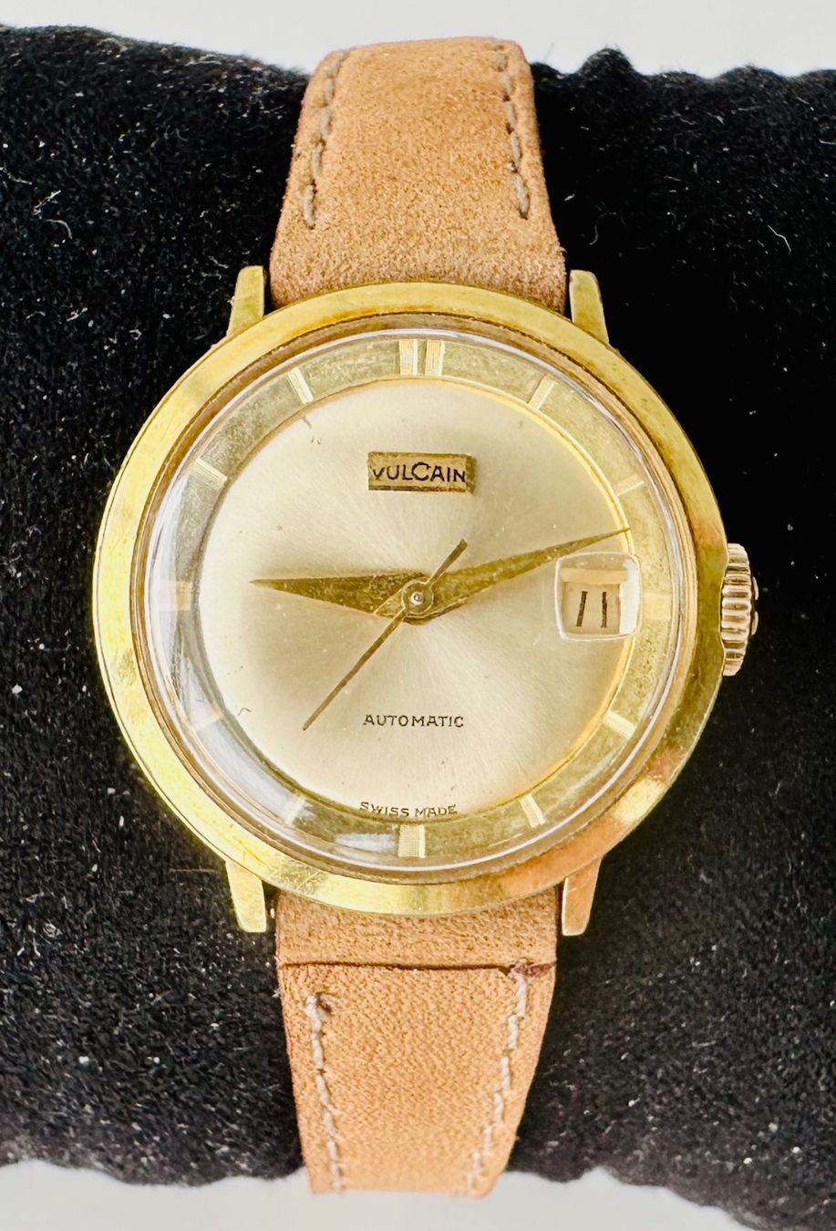 Vulcain Orologi: NEUVE -  VULCAIN CENTENARY AUTOMATIC DATE 23 mm parfait état – Nuovo e nell'imballaggio originale da Conthey venduto da advisia