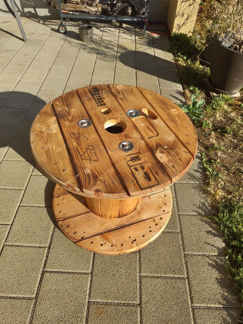 Tables: Holz Kabelrollen Tisch (Bobiene) – D'occasion à Schaffhausen par jasi00jk