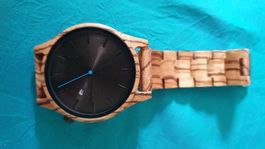 Wood-Armbanduhr mit Datum "Dodo Deer"