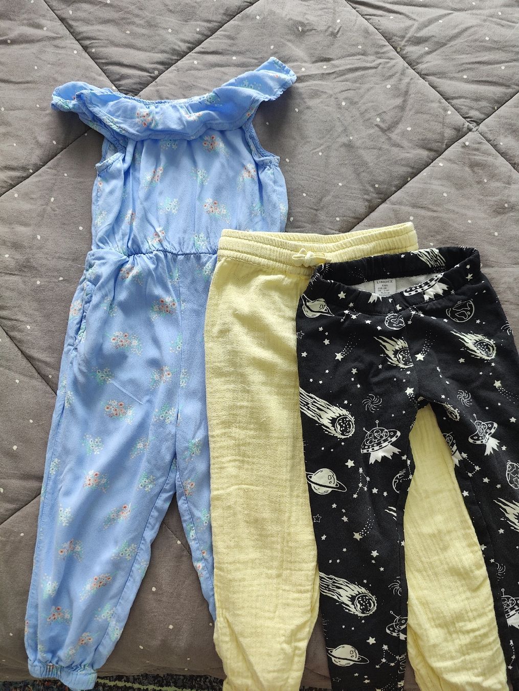 Lotti & Set di vestiti: Kleiderpaket Mädchen Grösse 98  – Usato da Zürich venduto da sof_f2ts 4