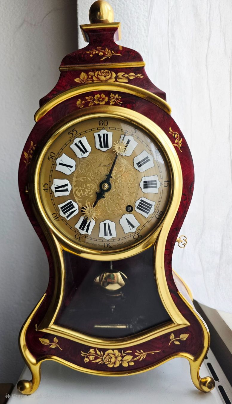 Zenith Orologi da terra & Orologi da parete: Pendule neuchâteloise Zénith, Petite Louis XVI – Usato da La Neuveville venduto da Diamise