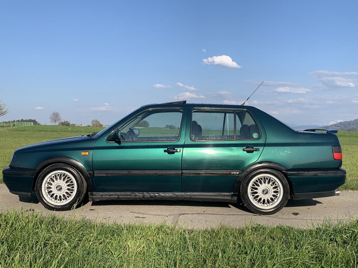VW Automobili: VW Vento vr6 // Oldtimer – Usato da Frauenkappelen venduto da Flin07022012