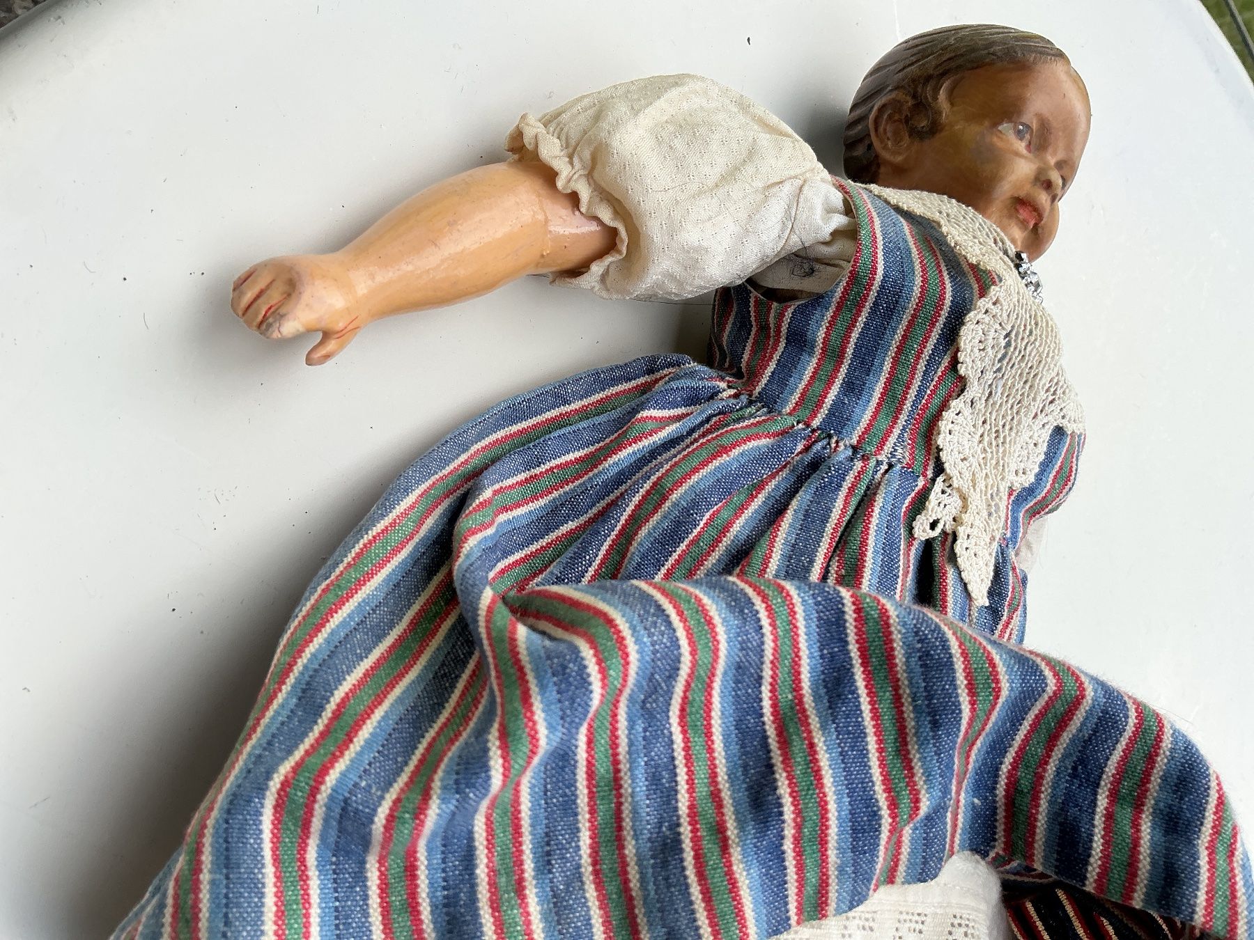 Bambole: Antike Holzpuppe (Brienz?) – Usato da Bern venduto da vielerart 4