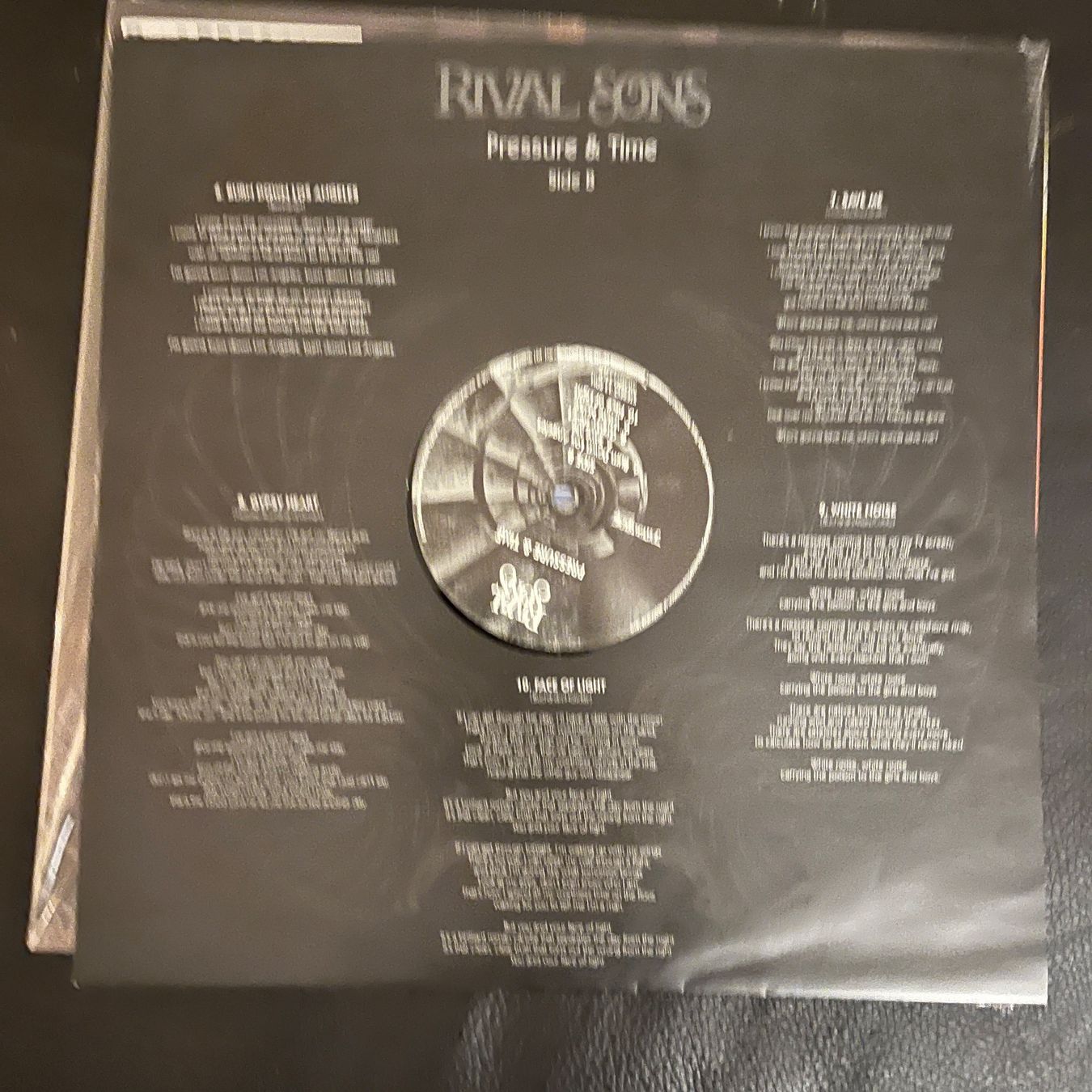 Dischi in vinile: Rival Sons - Pressure & Time - Vinyl LP – Usato da Lenzburg venduto da sch_lml8 2