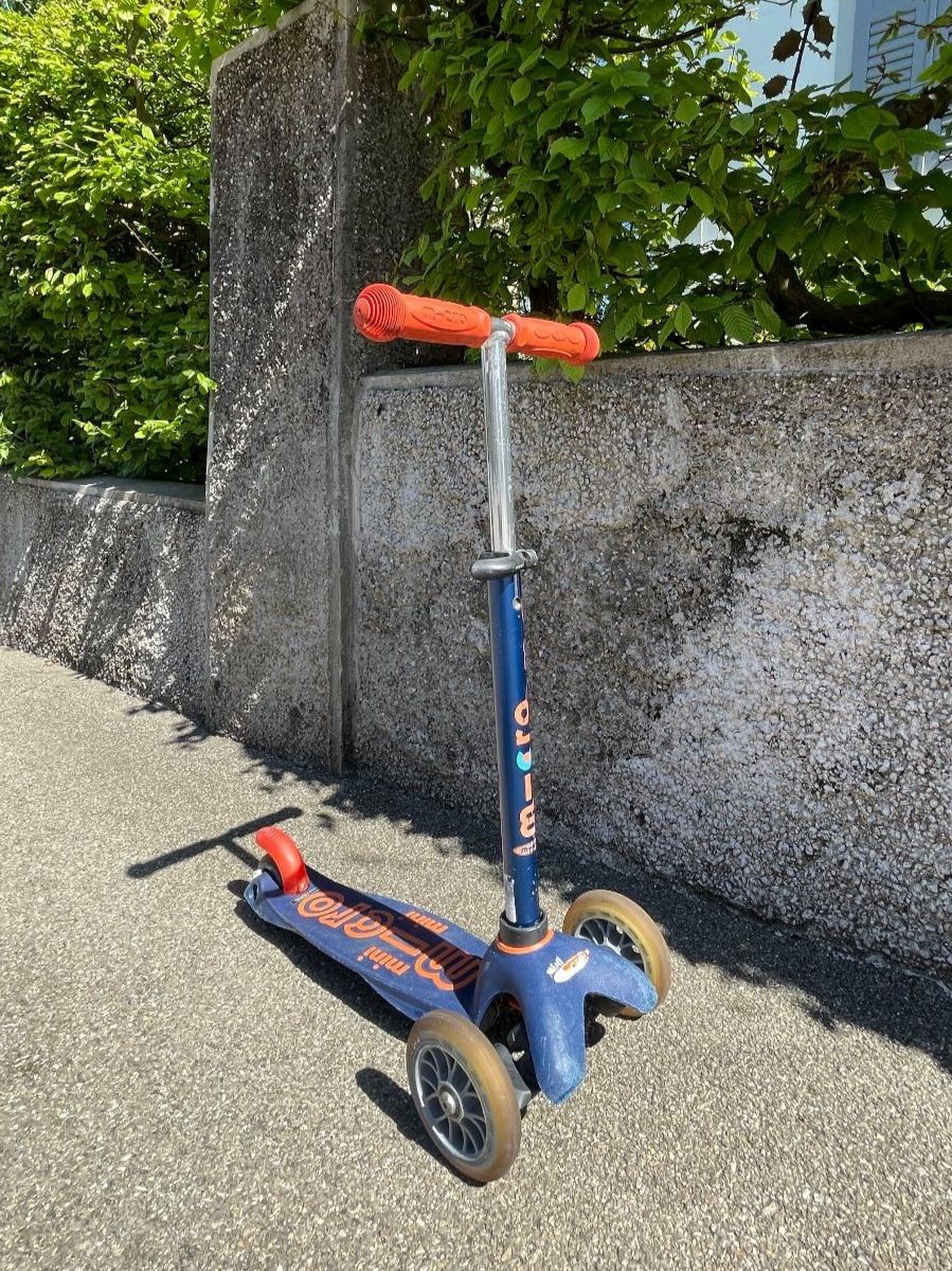 Micro Kickboard: MICRO_Mini_Blau/Rot – Usato da Flawil venduto da Waldau1B 9