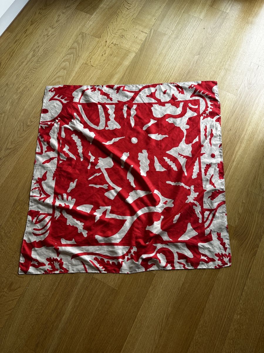 H&M Foulard & Sciarpe: Tuch H&M 80x80 – Usato da Bern venduto da Tana31 1
