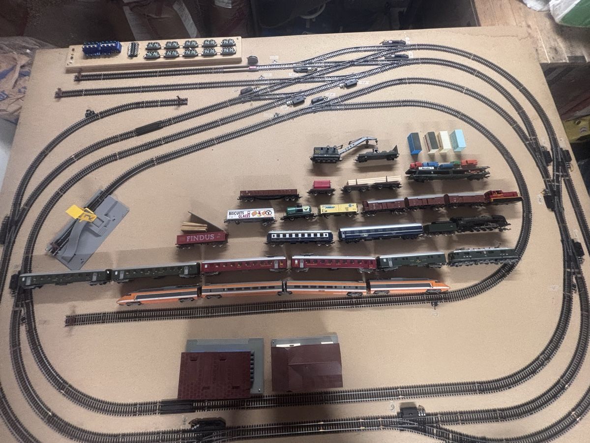 Lima Modelleisenbahnen: Lima Modell Eisenbahn H0 – Gebraucht aus Bennau von Mike0125 2