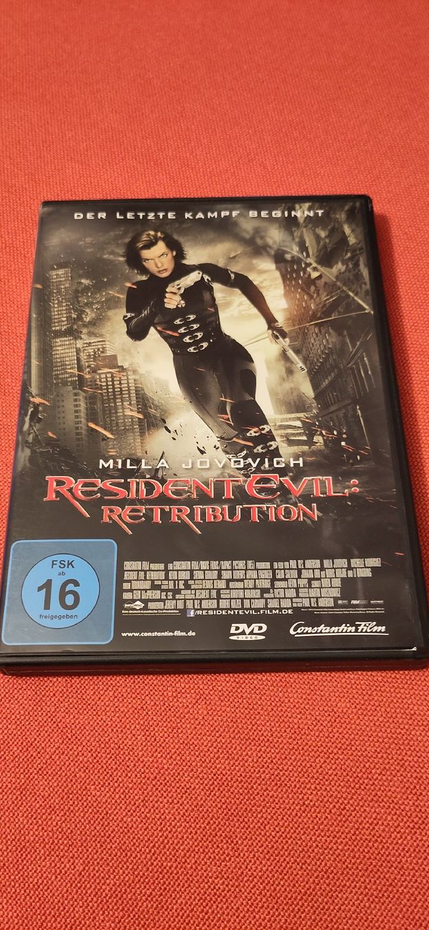 Tutti i DVDs: Resident Evil: Retribution – Usato da Zürich venduto da Heldel