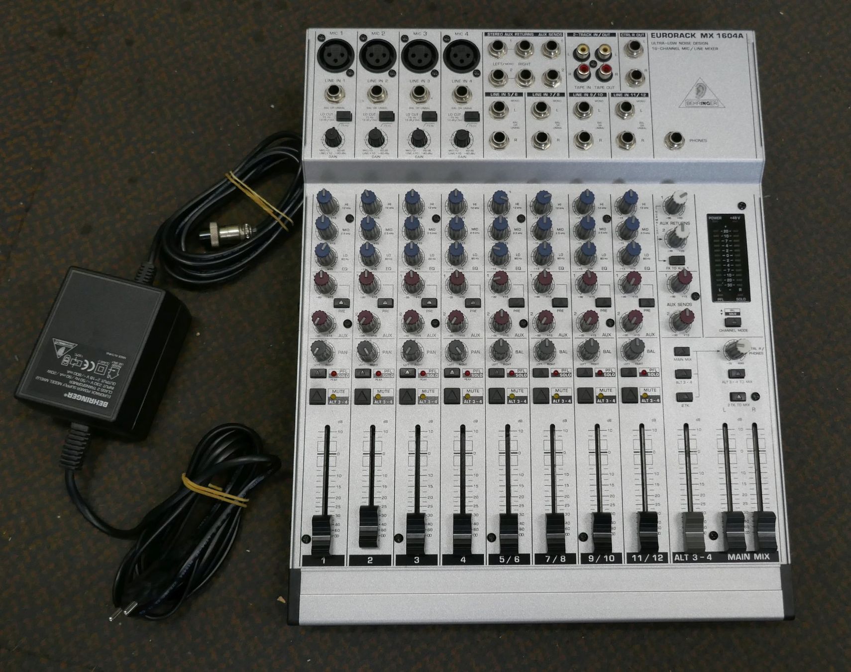 Behringer Mischpulte: Behringer Eurorack MX1604A Mischpult – Gebraucht aus Wenslingen von FairlightCMI