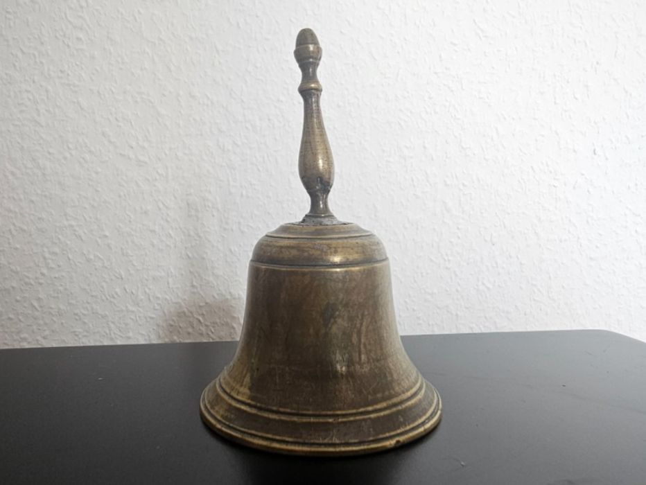 Campanacci mucche: Messing Tisch- / Hand Glocke - Vintage – Usato da Pfäffikon ZH venduto da eric0113 2