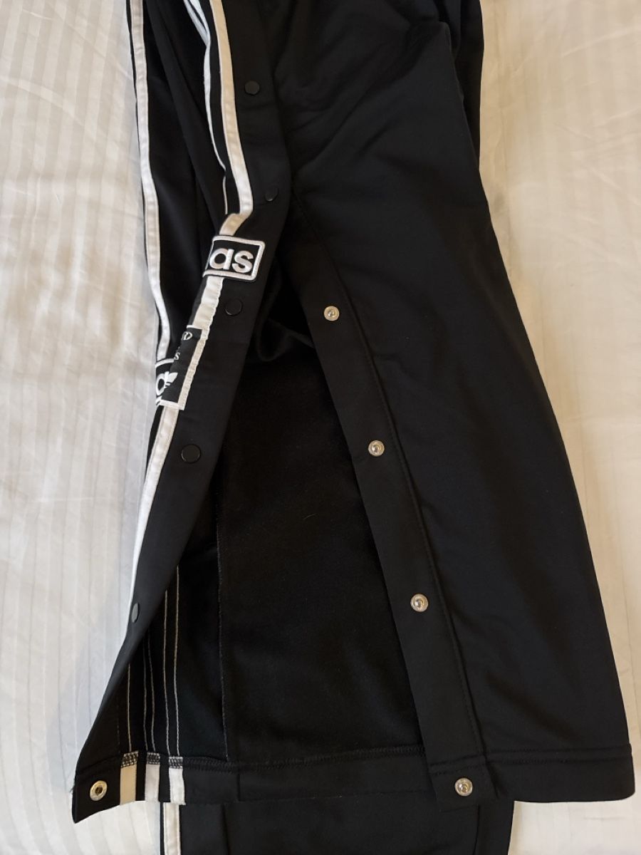 Adidas Hosen: Adidas Track Pants Black Size S – Gebraucht aus Suhr von SergioMaio 3