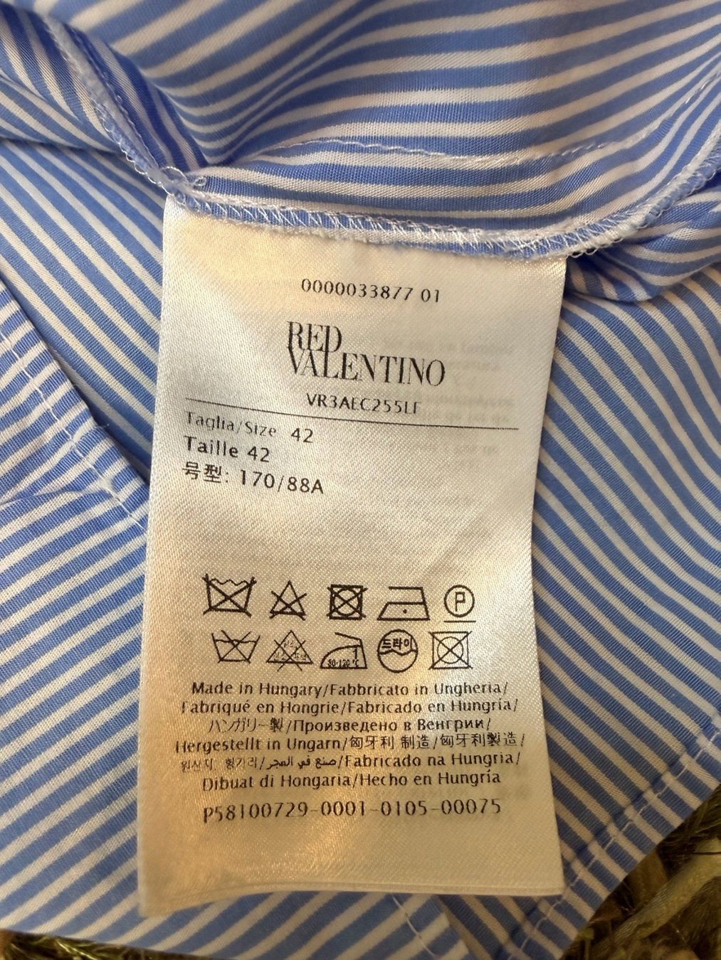 Valentino Camicette: Extravagante Bluse von Red Valentino – Usato da Schlierbach venduto da gnatcatcher 2