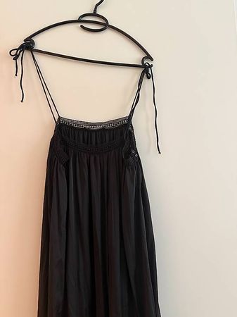 ZARA 10 chf, Size L ! 