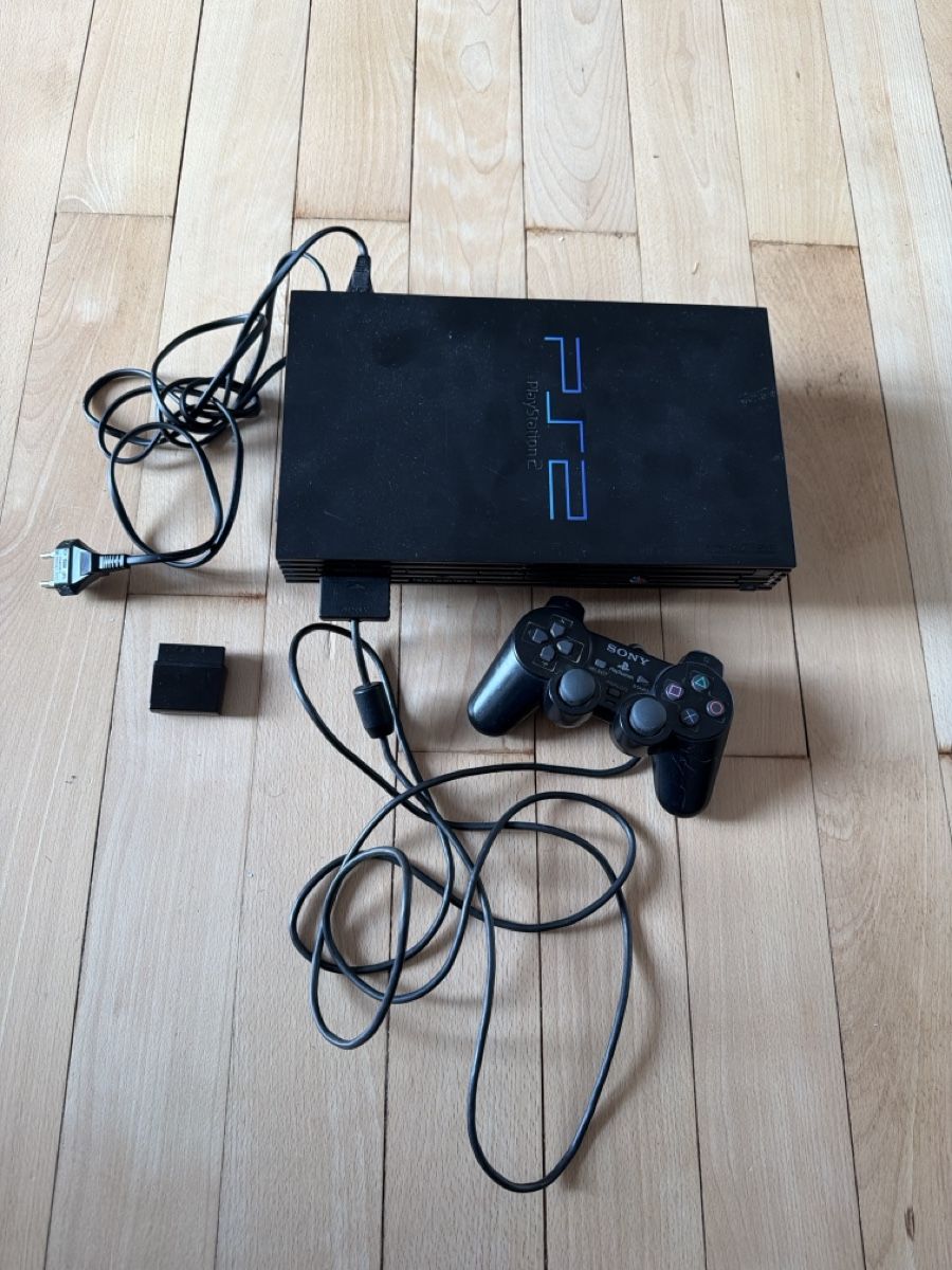 Sony Console: Sony Playstation 2 (PS2) - Konsole mit Controller – Usato da Thun venduto da BanjoDan