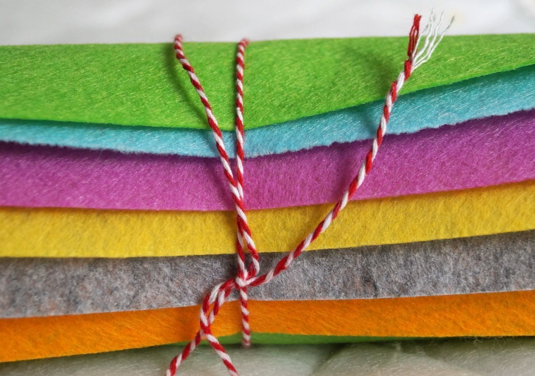 Bastelsets: BASTELFILZ-SET, 6 Farben, 30x30 cm Set 6 – Neu (gemäss Beschreibung) aus Langenthal von flowersNbirds 1
