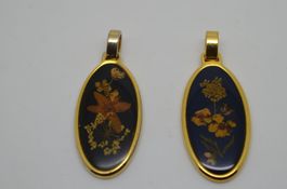 2 pendentifs en métal avec fleurs séchées