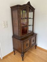 Antiker Vitrinenschrank