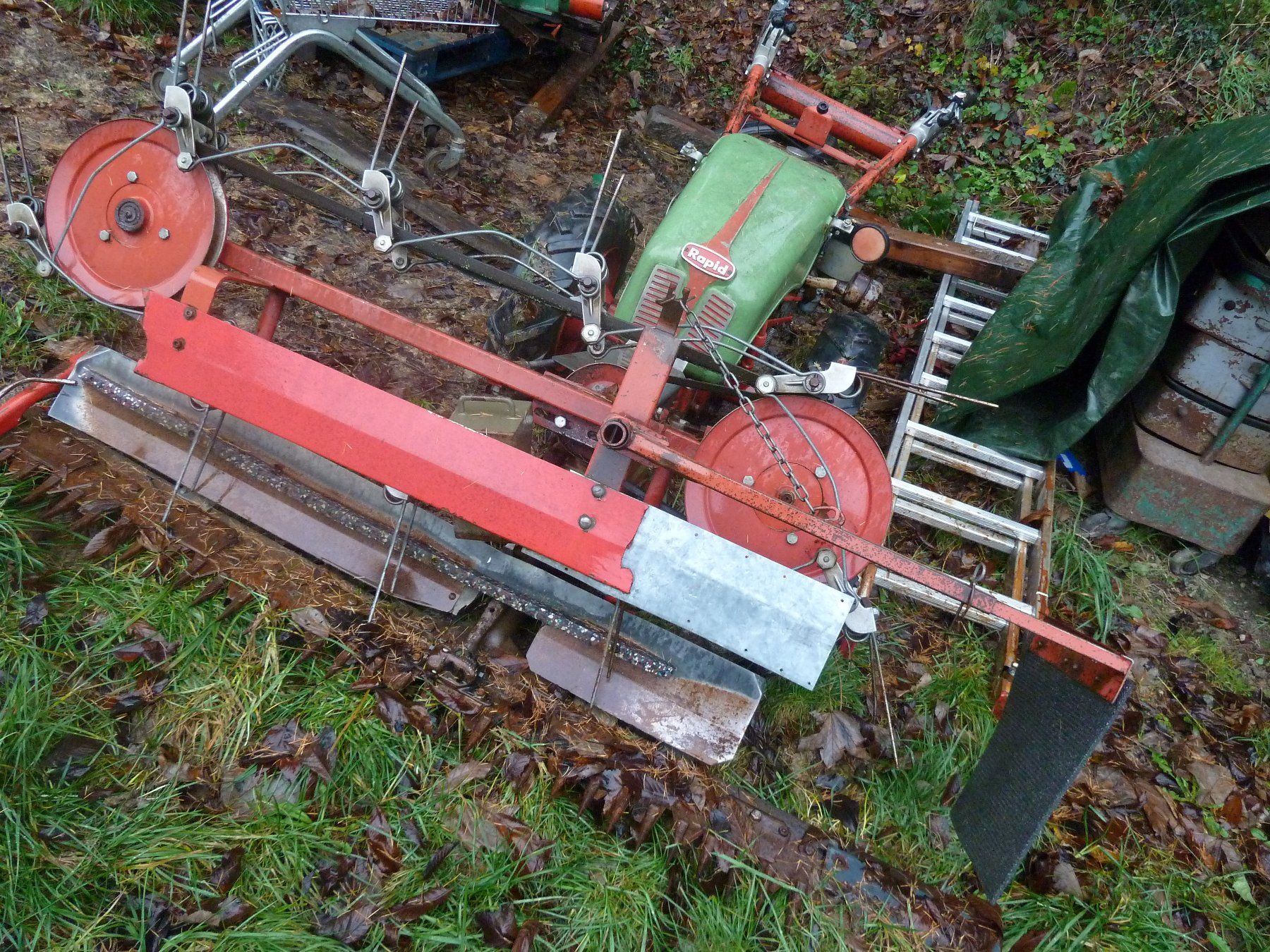 Rapid Tutte le macchine: Une motofaucheuse Rapid – Usato da Russy venduto da Guenefle 2
