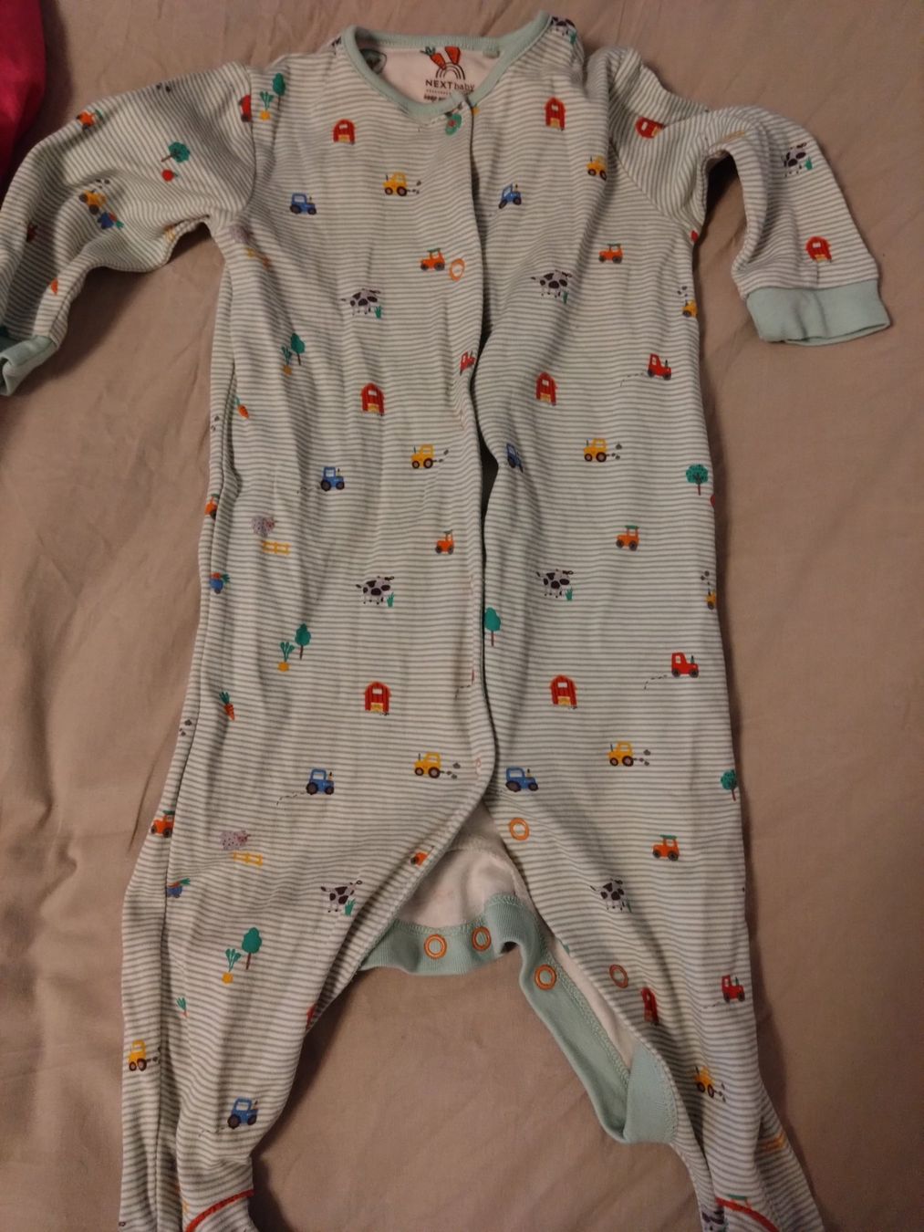 Pyjamas & Ähnliches: Next baby Strampler Grösse 74 – Gebraucht aus Ostermundigen von Krimskrams8