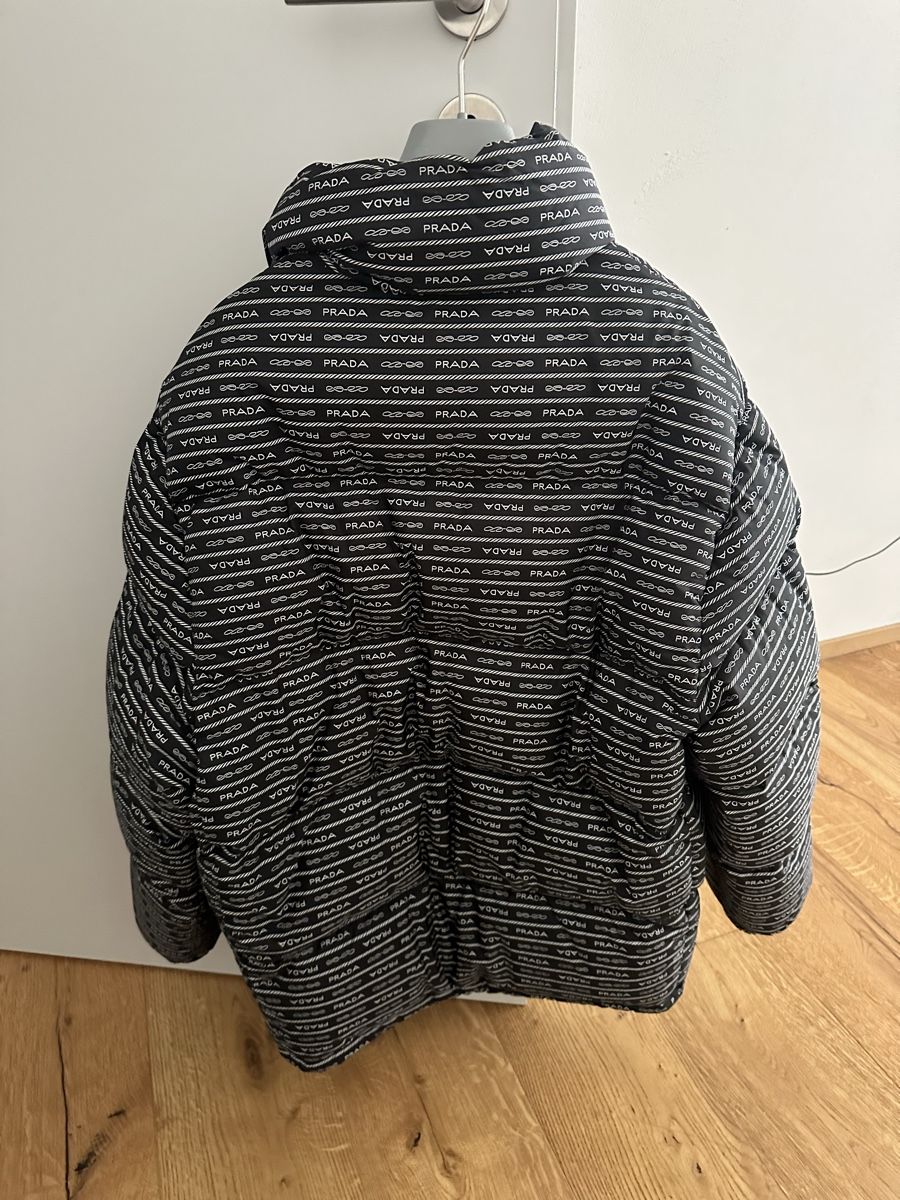 Prada Jacken: Prada jacket  – Neu (gemäss Beschreibung) aus Kirchberg SG von Natzss 3