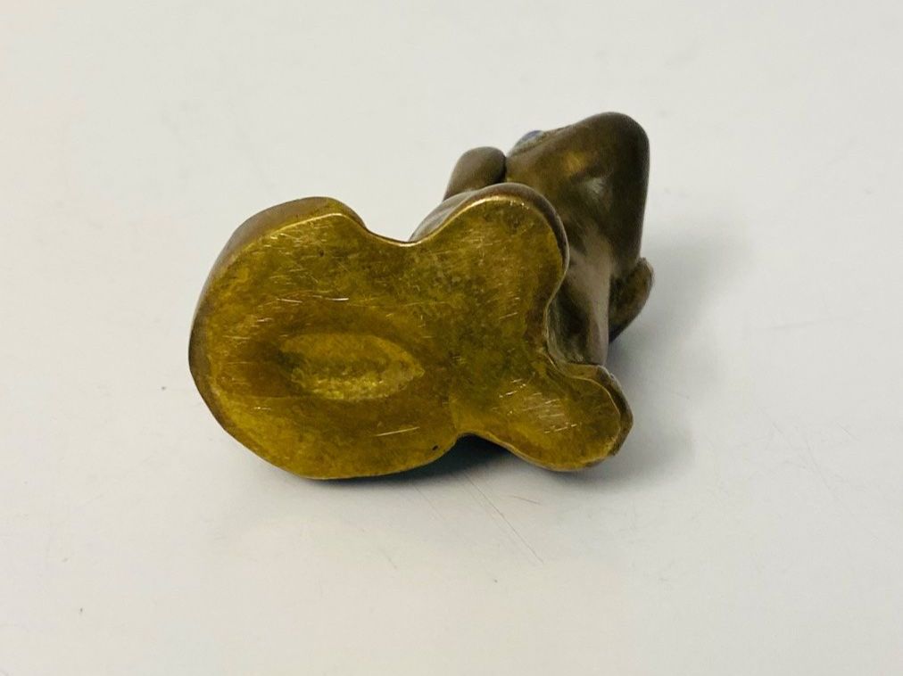 Statuette: Briefbeschwerer Talisman Dackel Messing Mid Century 60s – Usato da Zürich venduto da Arche_Brockenhaus 6