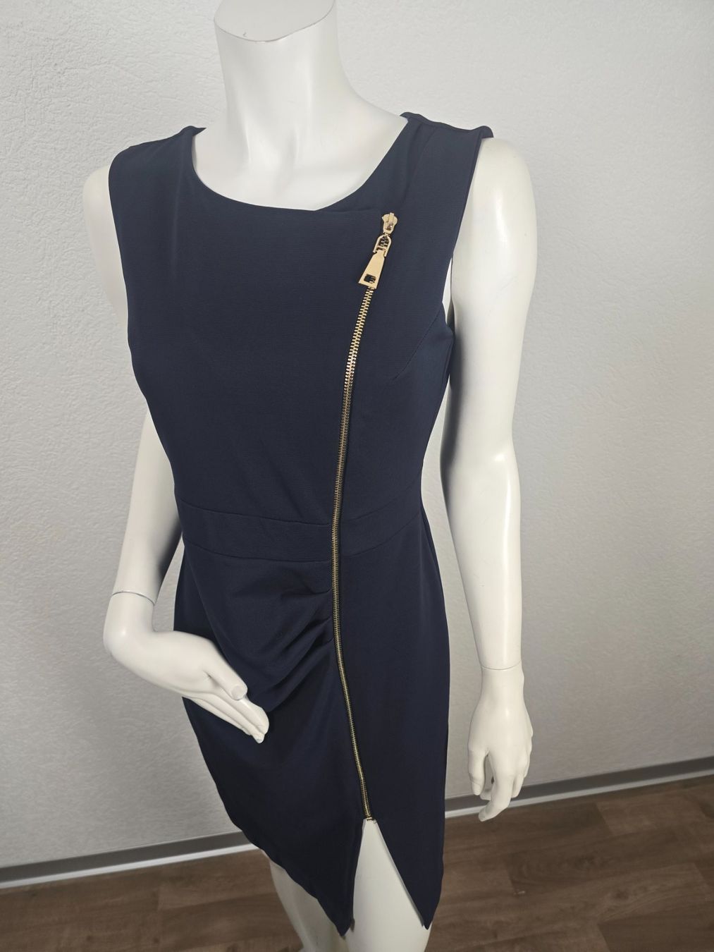 Vestiti: Robe fourreau  Marine Merry Moda T-38 – Usato da Les Verrières venduto da kitel79 1