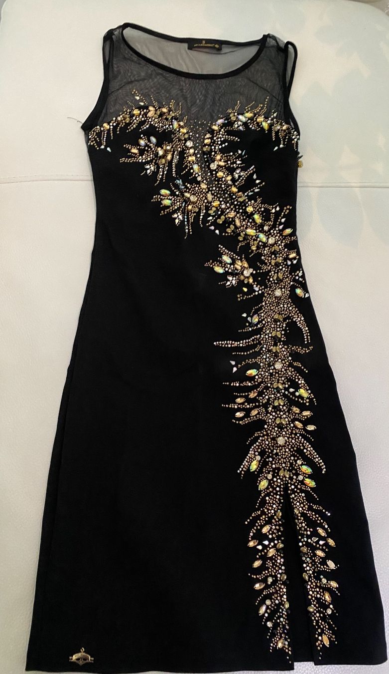 Robes: Wunderschöner Kleid.! 🌸 – D'occasion à Opfikon par Luis144