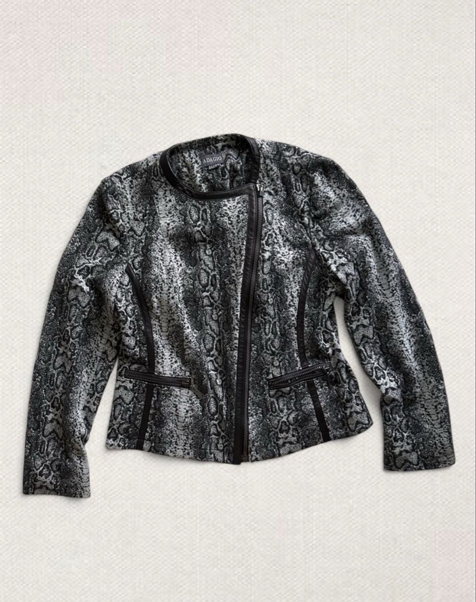 Giacche: Adagio Damen Jacke Schlangenmuster – Nuovo (secondo la descrizione) da Wohlen AG venduto da jes_9c79 2