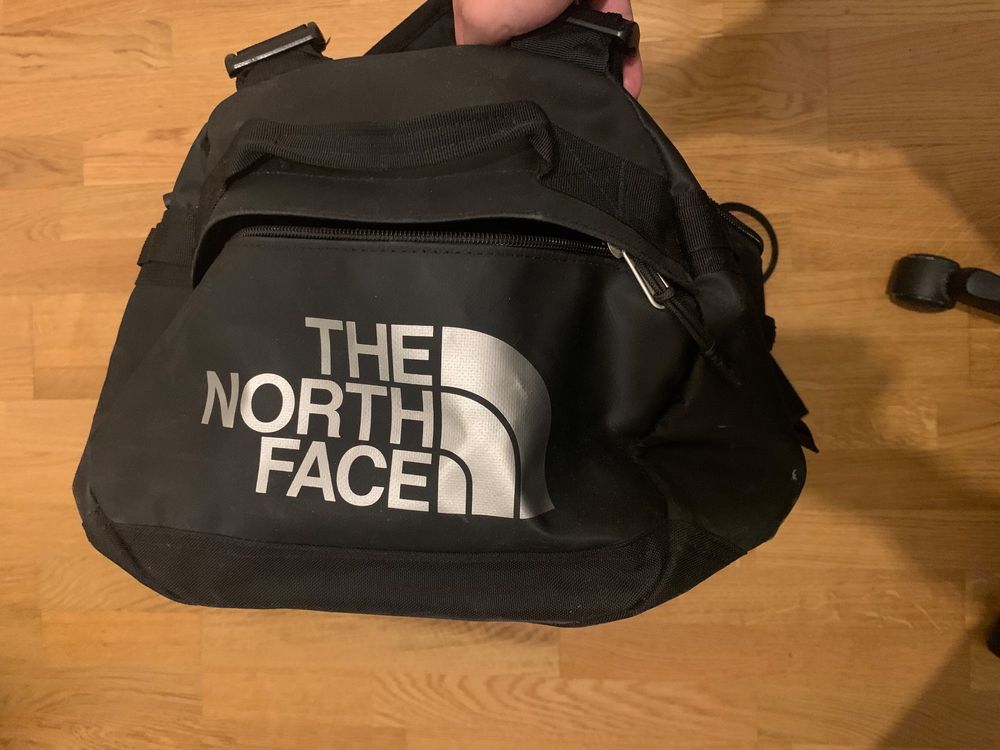 The North Face Duffel Bag S Black Kaufen auf Ricardo