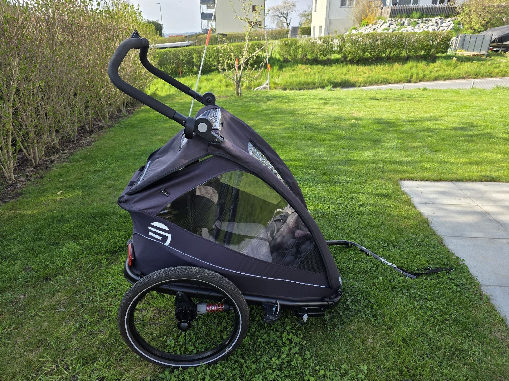Anhänger: remorque pour 2 enfants – Neu (gemäss Beschreibung) aus Ependes FR von Alex040 2