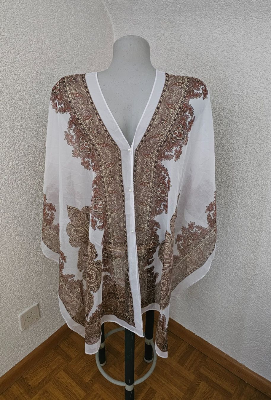 Tuniken: Tunika / Strandkleid / Poncho One Size Paisley – Neu und originalverpackt aus Füllinsdorf von Sunnebliemli7 1