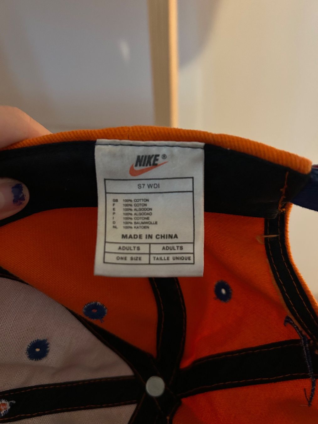 Copricapi, berretti & cappellini: Vintage Nike Niederlande Cap – Usato da Basel venduto da ell_6p98 2