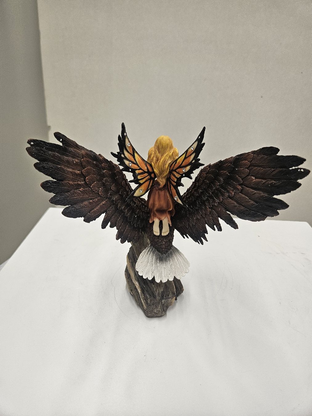 Statuette: Fee auf Weisskopfseeadler Neu  – Nuovo e nell'imballaggio originale da Dielsdorf venduto da Kenan997 3