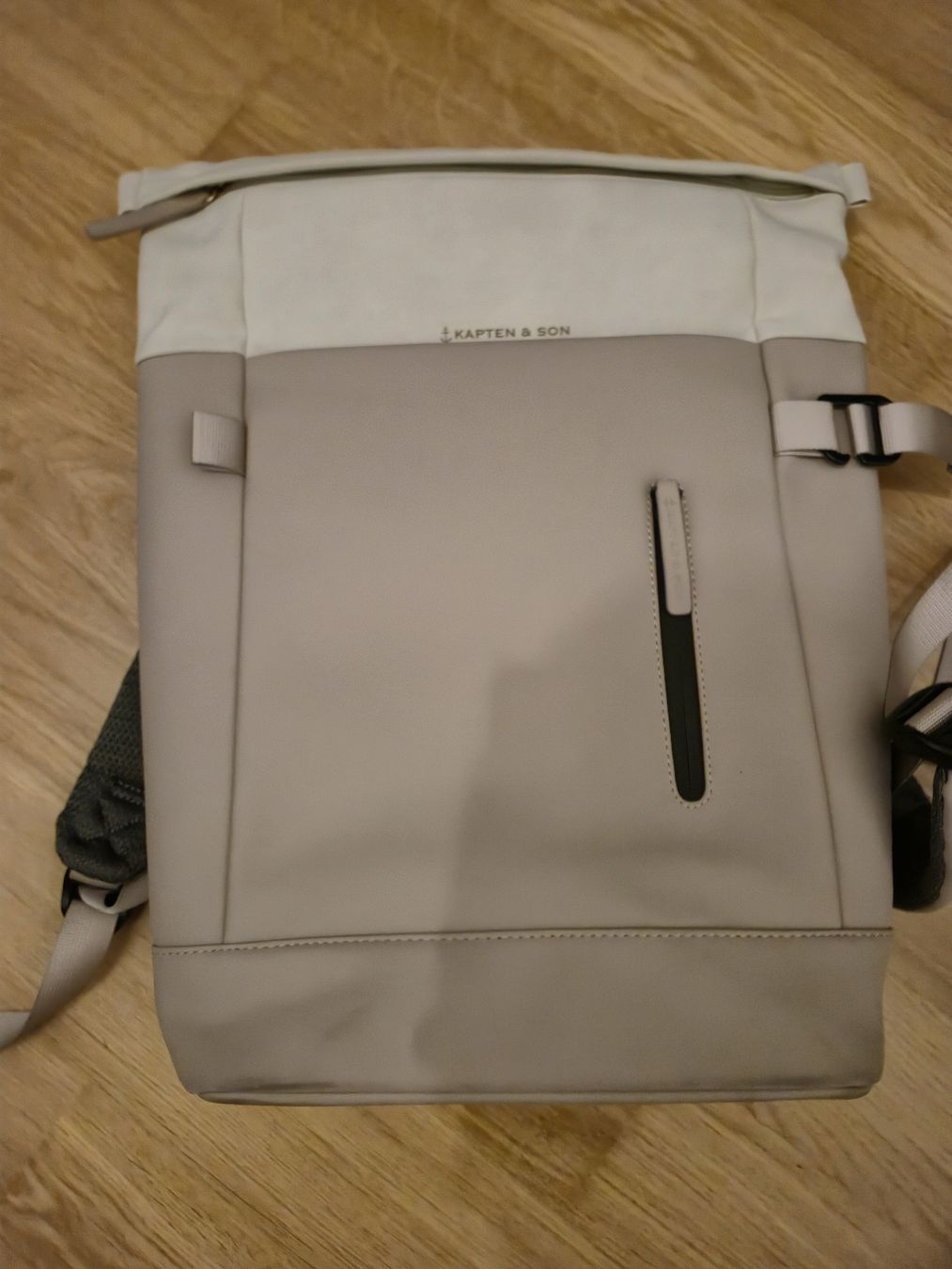 Kapten & Son Zaini: Kapten & Son Helsinki Lila Rucksack – Usato da Aarwangen venduto da fab_k5ck