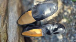 schwarzer Lederschuh Millefiori Gr. 42.5 neu besohlt