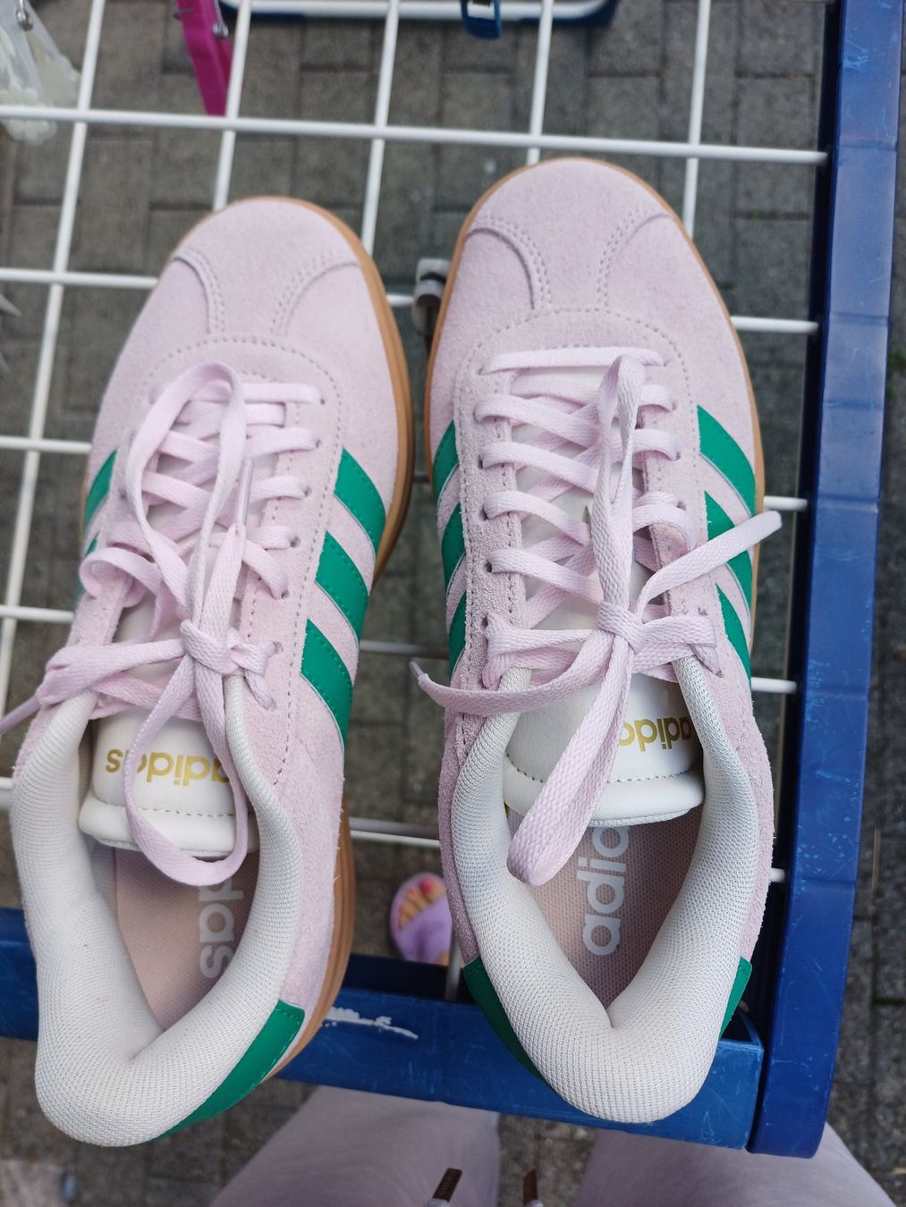 Adidas Scarpe da donna: Damen Adidas Sneaker – Nuovo (secondo la descrizione) da Kloten venduto da wal_7nzs
