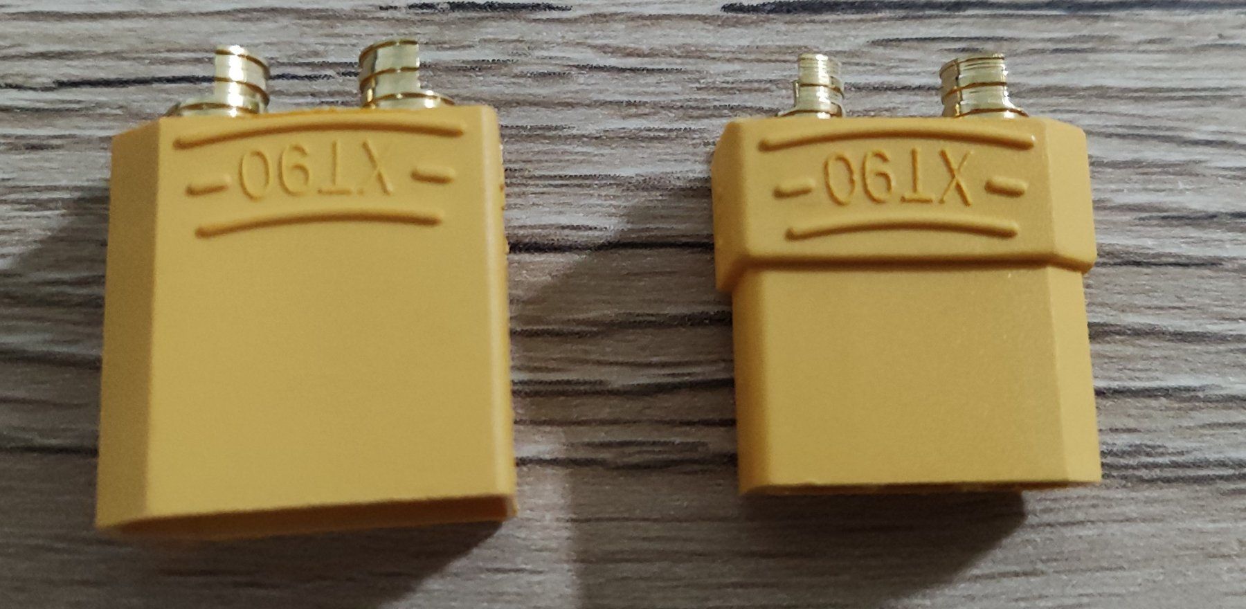 Modellismo RC: XT90 Stecker & Kupplung Set mit jeweils 5 Stück – Nuovo (secondo la descrizione) da Uzwil venduto da Bruchpilot64 2