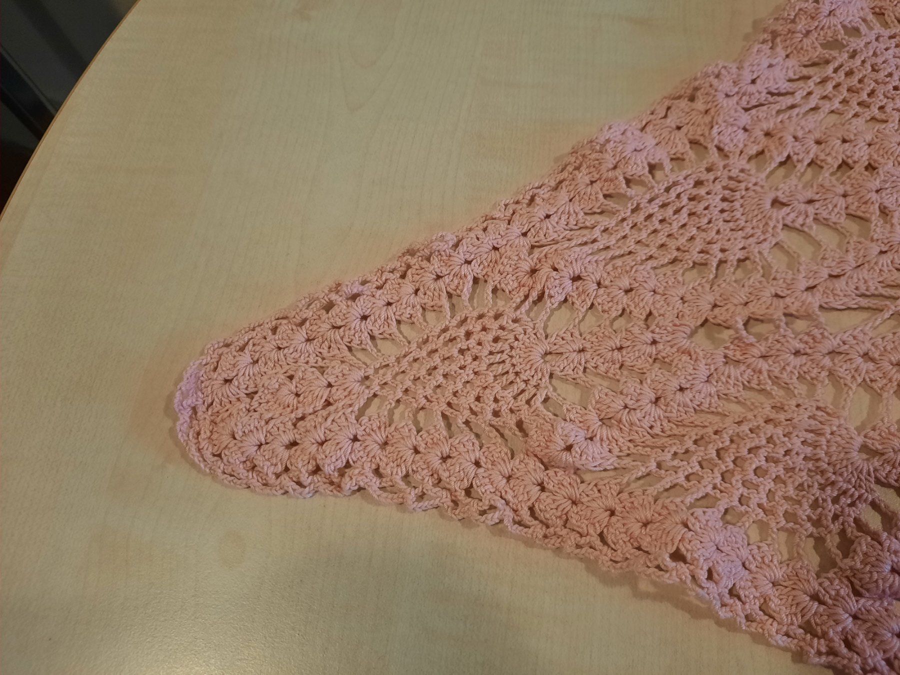 Alle Dekorationen: Häckeldeckchen rosa – Gebraucht aus Zürich von ONVA-RE-USE 3