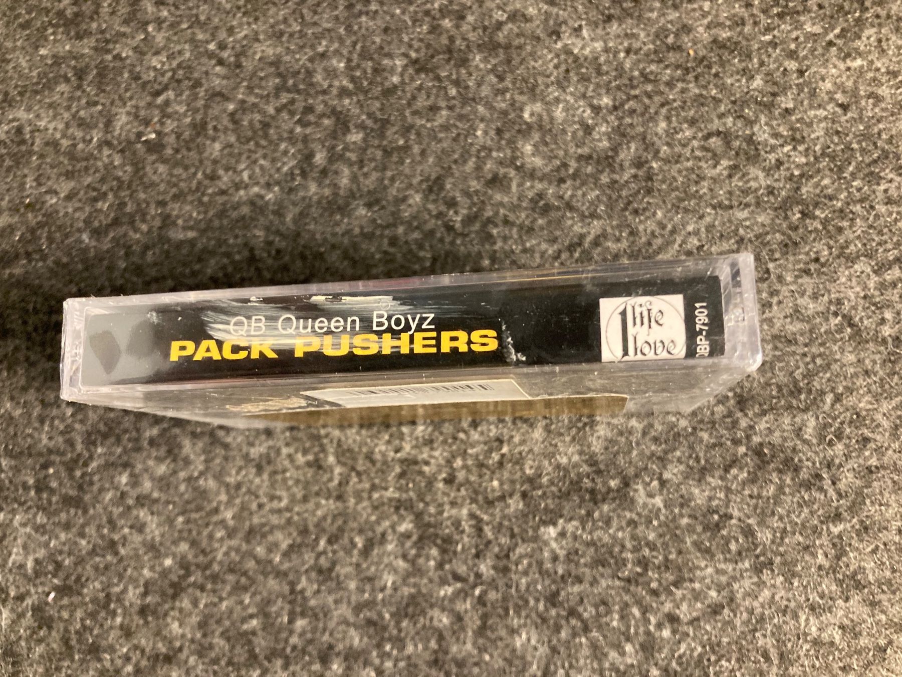 Kompaktkassetten: Queen Boyz - Pack Pushers (MC) – Neu und originalverpackt aus Fribourg von Karushi 1