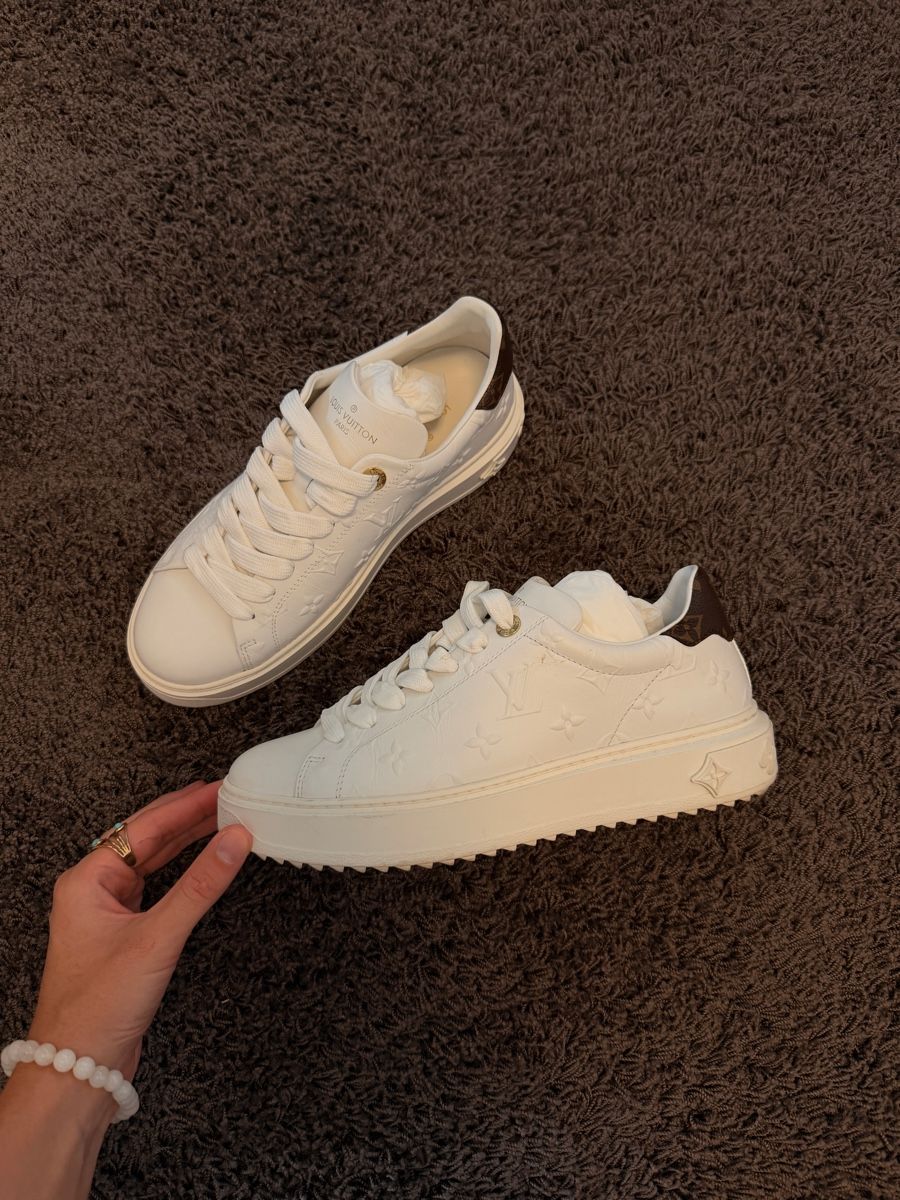 Louis Vuitton Damenschuhe: Louis Vuitton Sneaker – Neu (gemäss Beschreibung) aus Hunzenschwil von VanessaB39