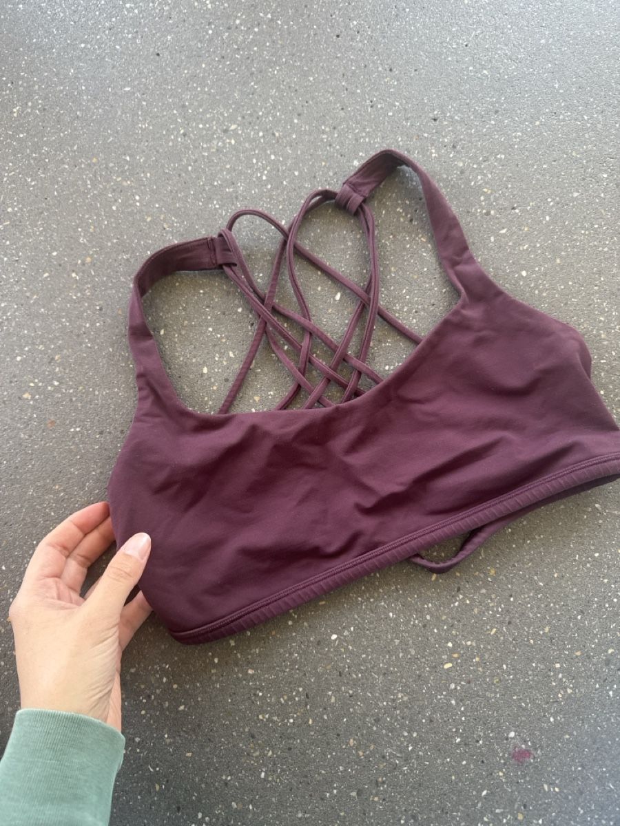 Lululemon Top: Lululemon top, size M – Usato da Zürich venduto da ivn_pr75