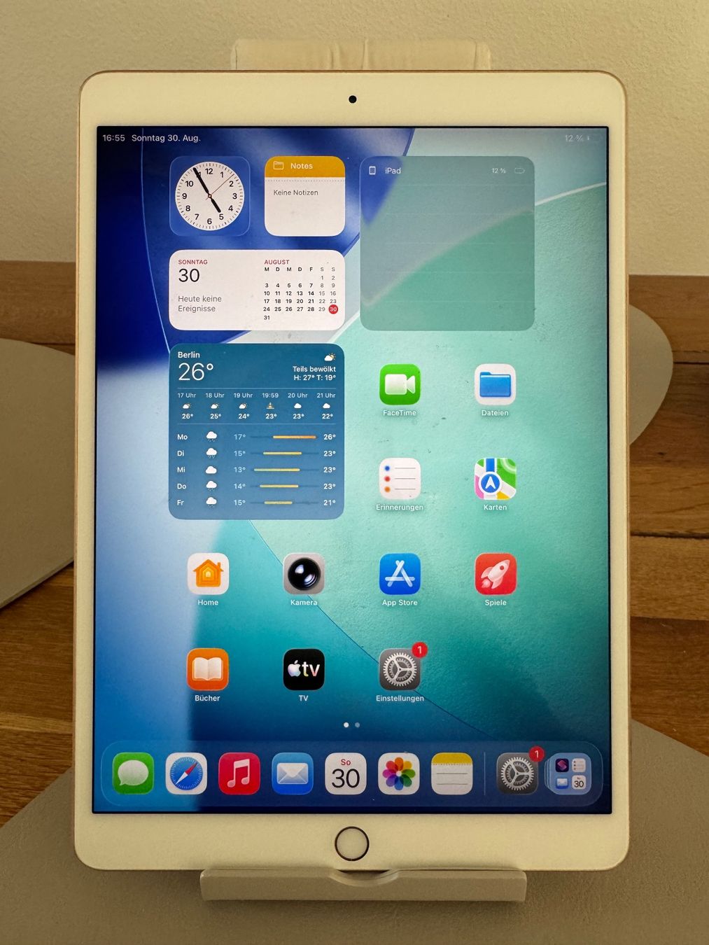 Apple Tablet PC: iPad Air 3 Generation  64GB – Usato da Adliswil venduto da Busys