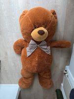 Riesen Teddybär XXL ca. 170 cm, braun mit karierter Schleife