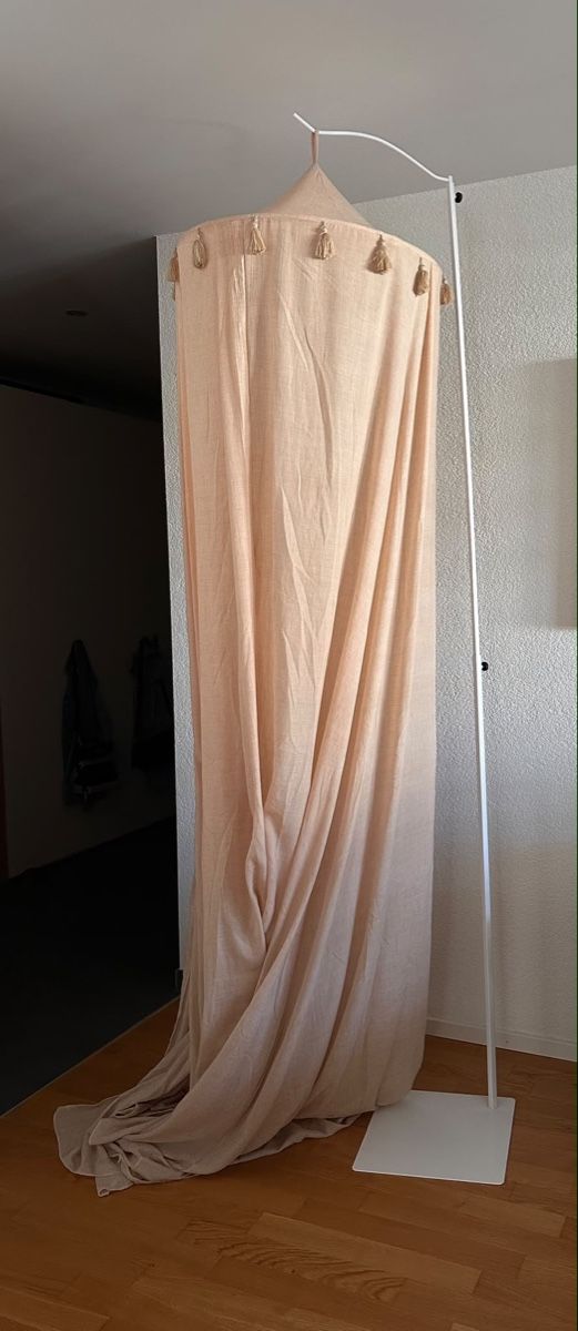 Vorhänge: Himmelbett Baldachin mit Ständer – Gebraucht aus Hinwil von manuelb22 1