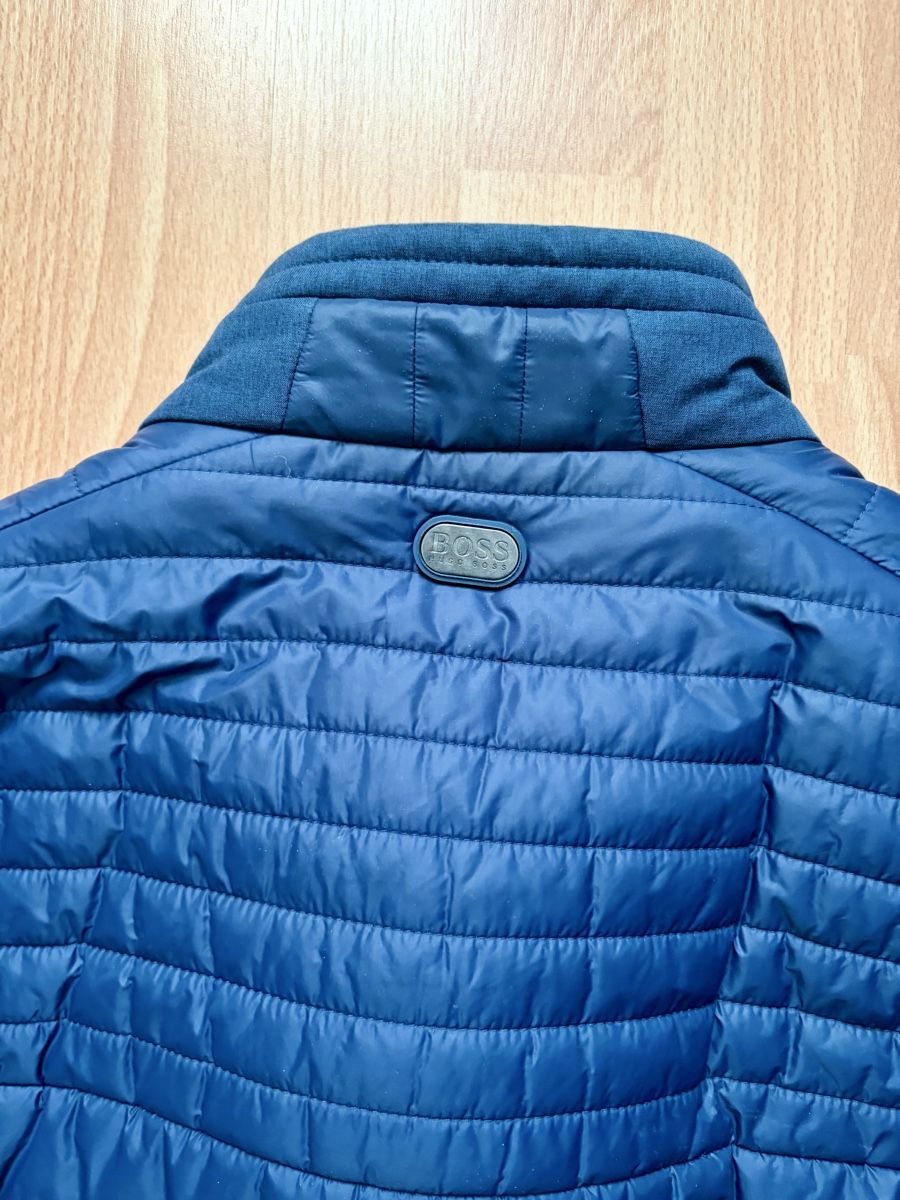 Hugo Boss Giacche: Hugo Boss Veste – Usato da Adliswil venduto da Bvb3 2