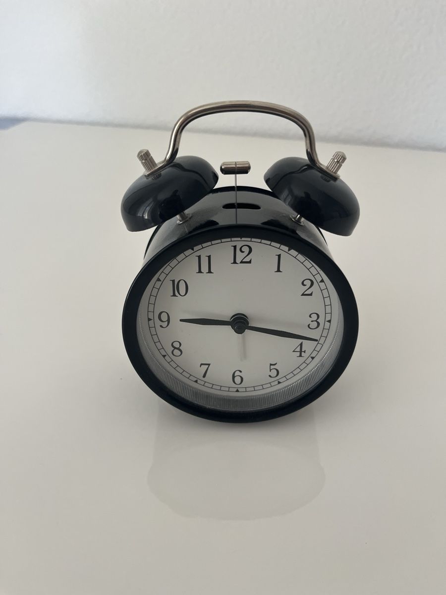 Ikea Sveglie: Analoger Wecker, schwarz (IKEA) – Usato da Oberwil-Lieli venduto da ofe_yb9w