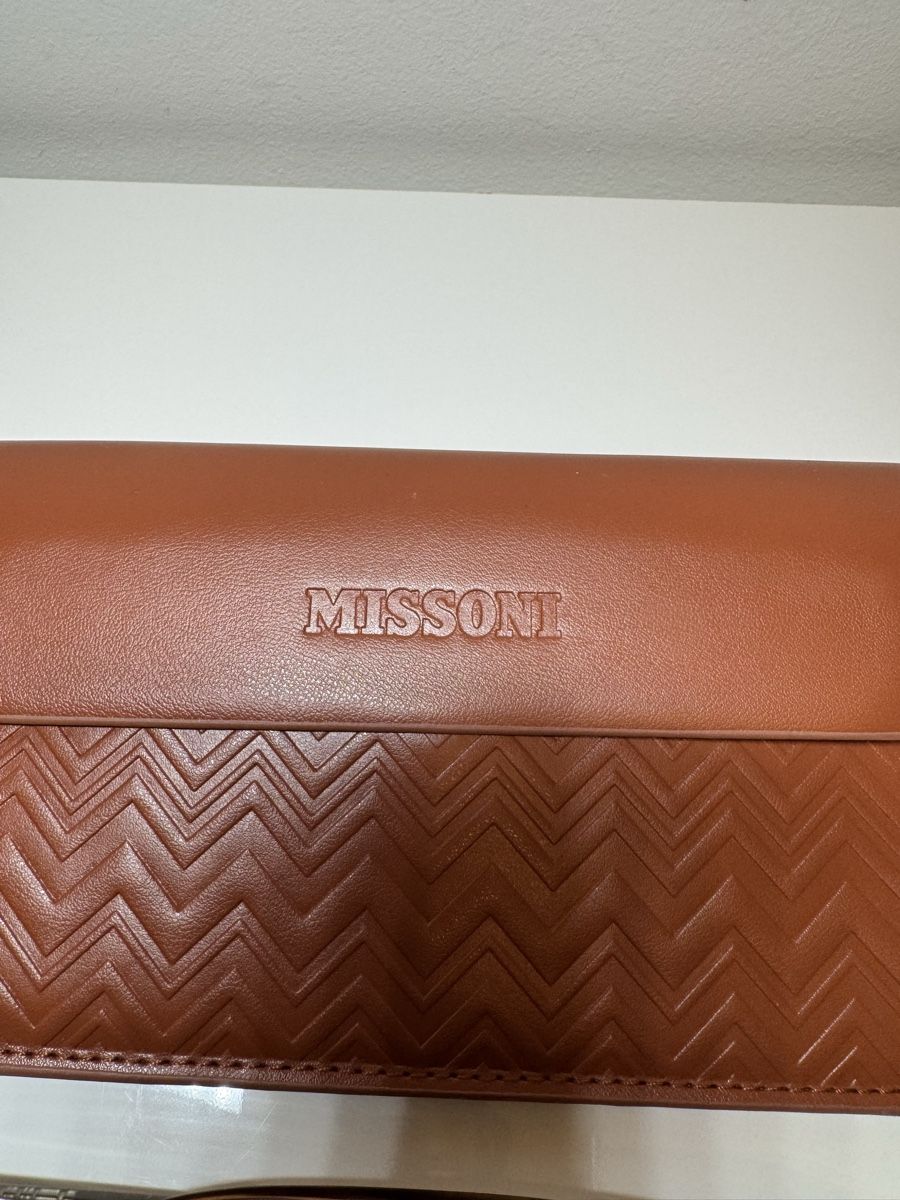 Occhiali & Lenti: Missoni Sunglasses original pouch – Usato da Lugano venduto da fla_gk6h 1