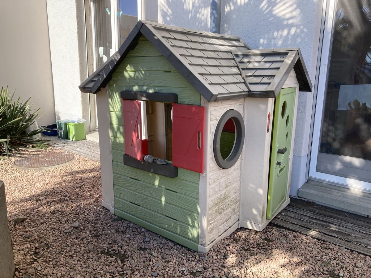 Smoby Spielhäuser: Spielhaus Smoby Spielhäuschen Kinder – Gebraucht aus Egolzwil von JSCEAL