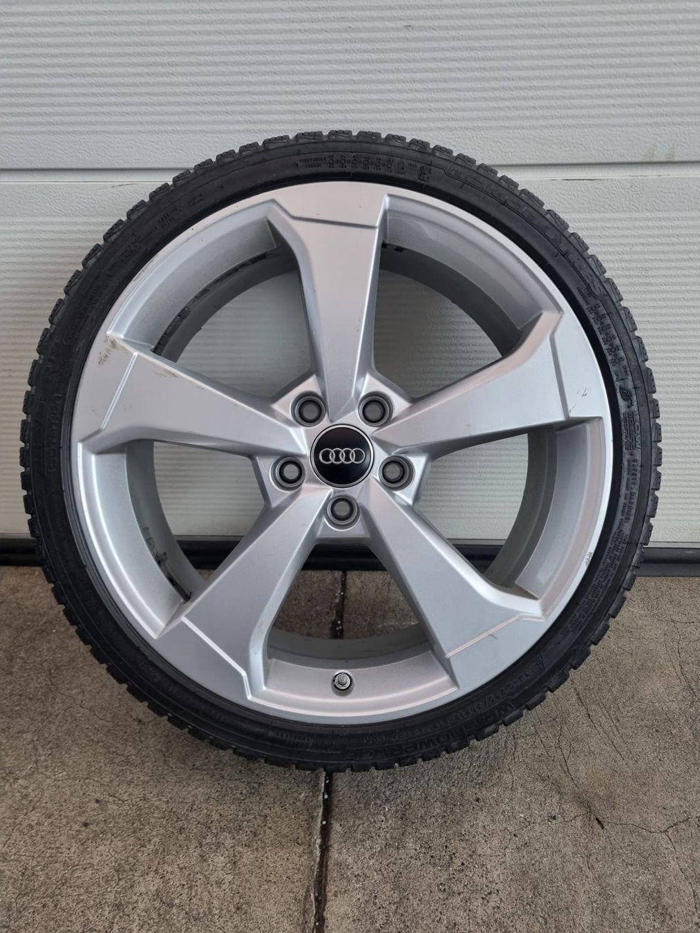 Audi Pneus & Roues: Audi RS3 8V SB Winterräder – D'occasion à Kirchdorf AG par Cartastic_AG 3