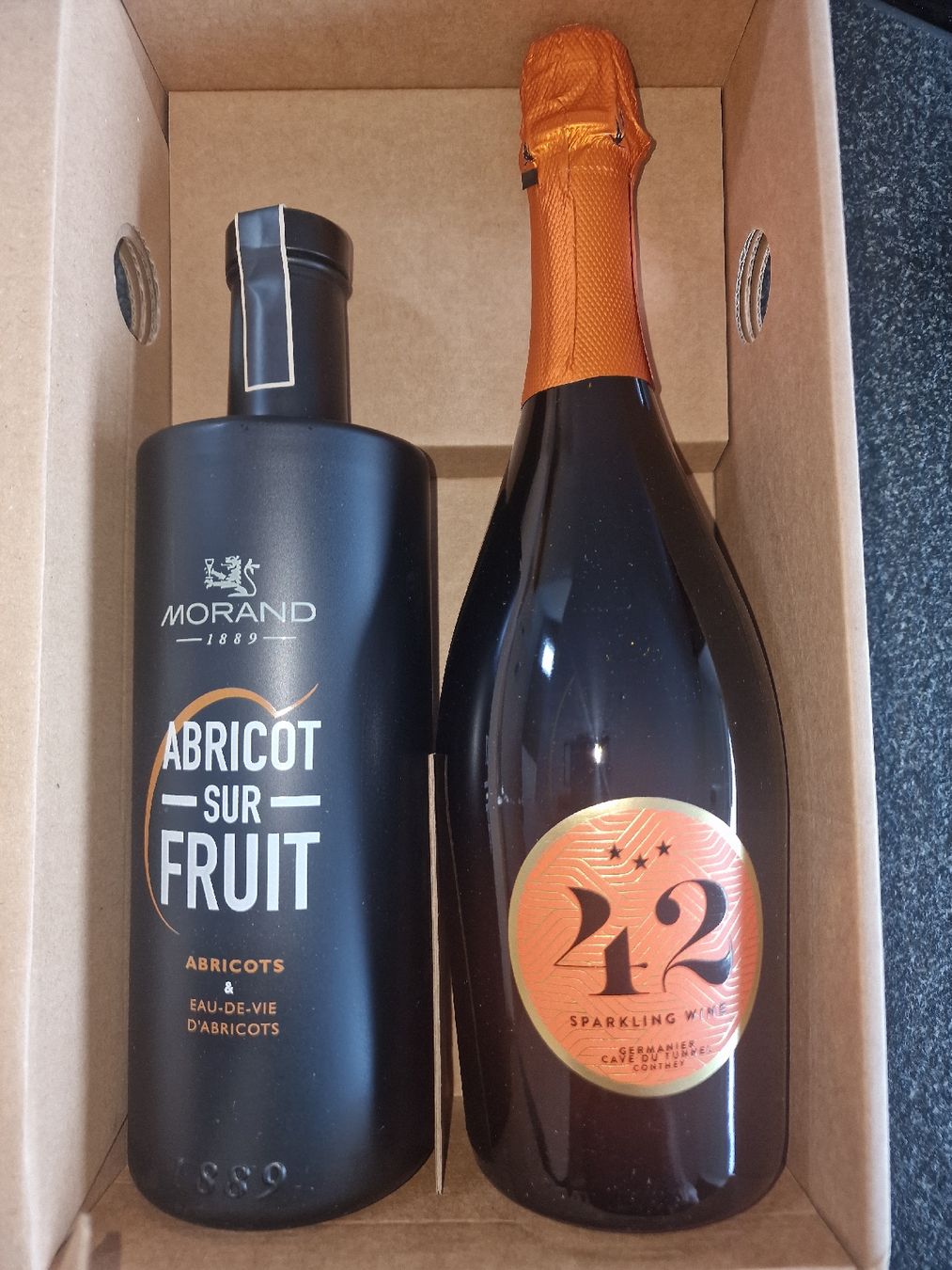 Spirituosen: Aprikosen-Spritz-Schatulle – Neu und originalverpackt aus Mettmenstetten von humoer 3